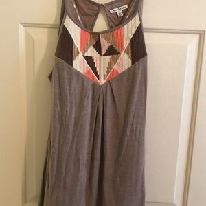 Tank top loose fitting shirt